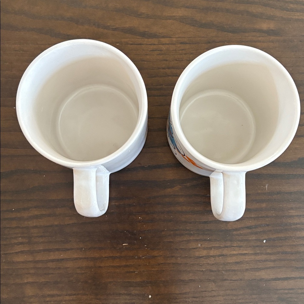 Set of 2 Vintage 1980s Smurfs White Ceramic Coffee Cup Mugs - Picture 5 of 6